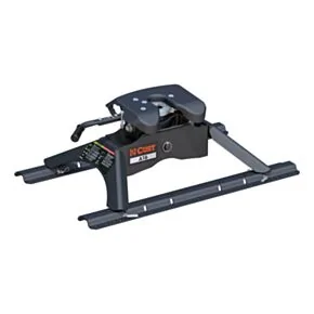 CURT A16 5th Wheel Hitch with Rails #16121