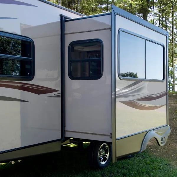 RV slide out supports fully extended