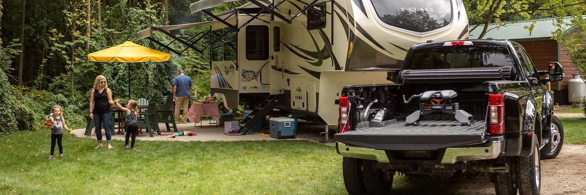 CURT 5th wheel hitches are the solution for a easy, safe tow.