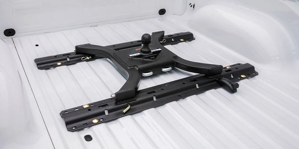 CURT 5th wheel gooseneck 5th wheel adapters are perfect for towing.