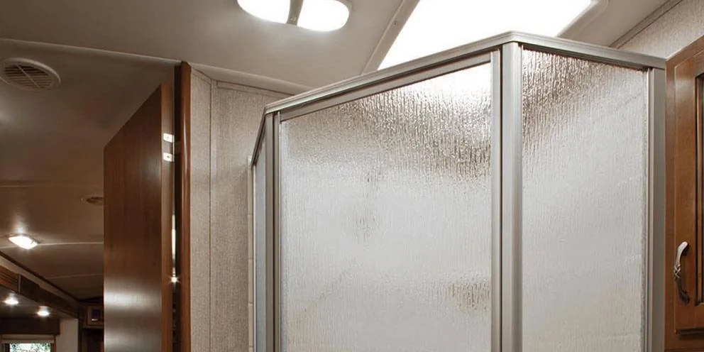 RV Shower Surrounds and Pans