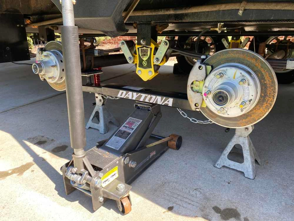 Equalizer Connecting Trailer Axle Springs