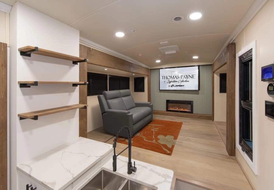 Space-saving RV recliner in an RV