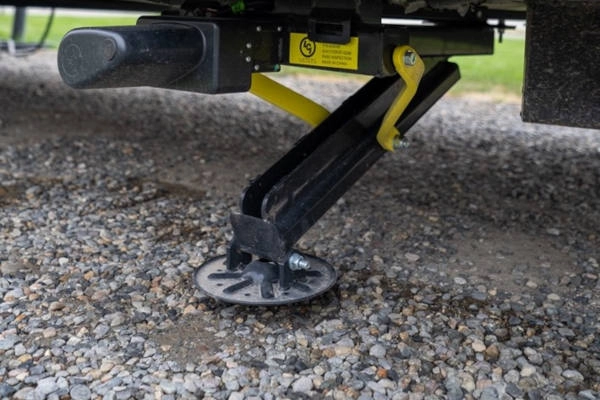 Lippert LCI Leveling Jack Stabilizers