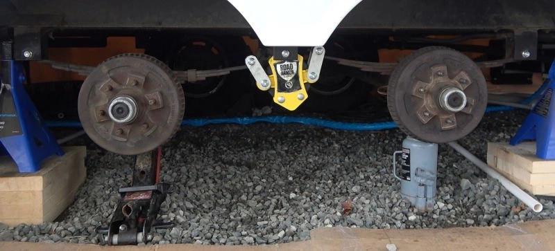 Replacing Trailer Axles
