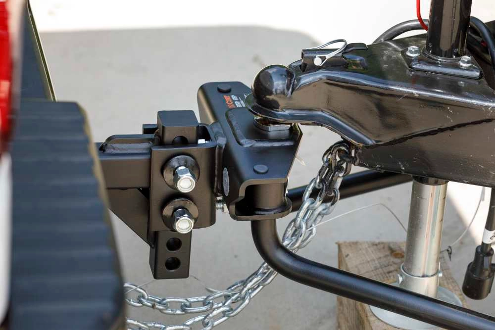 CURT TruTrack Weight Distribution Hitch Round Bar